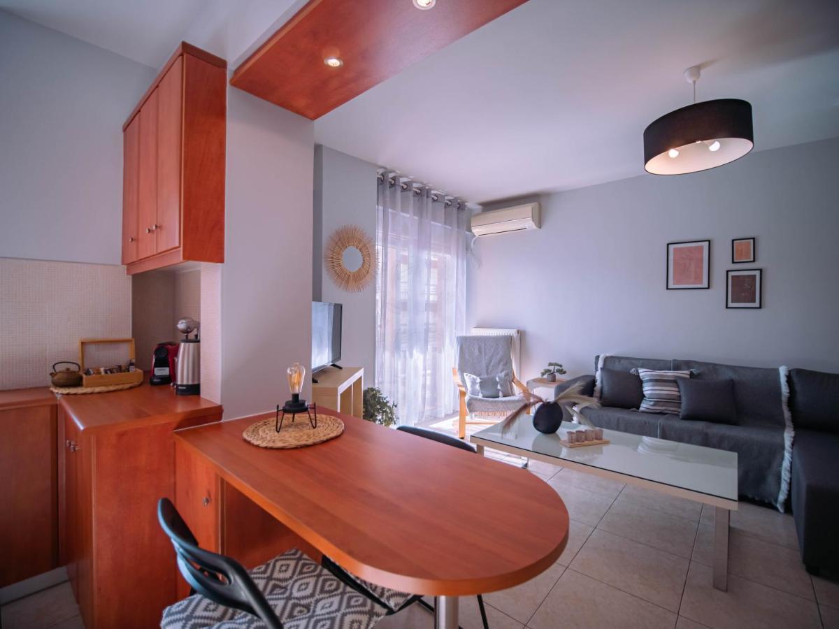 Urban Flat - Central Spot Apartments Volos Esterno foto