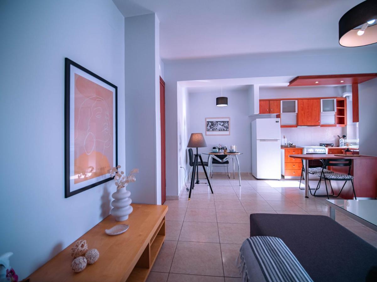 Urban Flat - Central Spot Apartments Volos Esterno foto