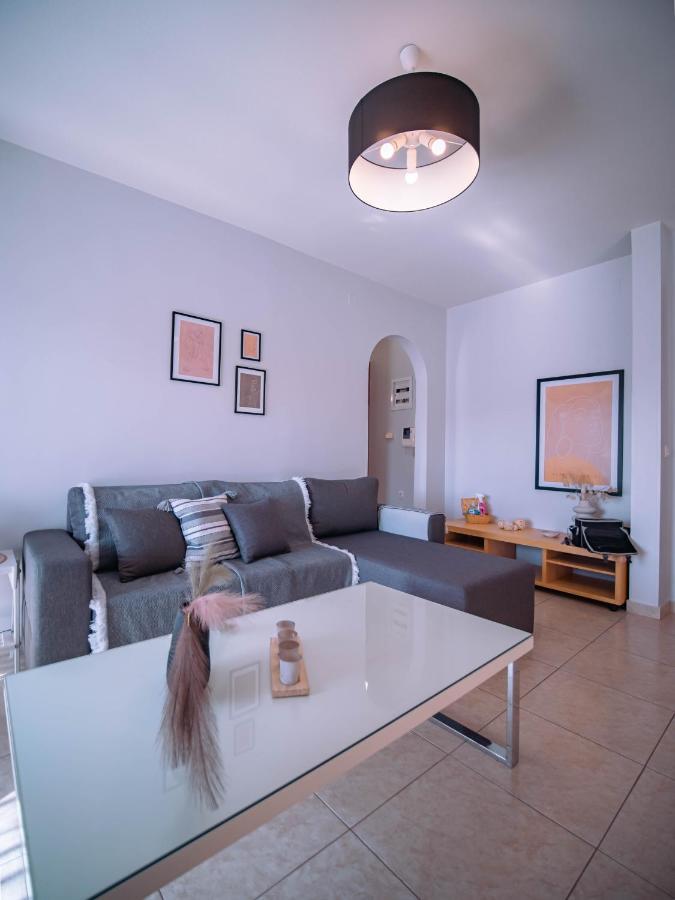 Urban Flat - Central Spot Apartments Volos Esterno foto