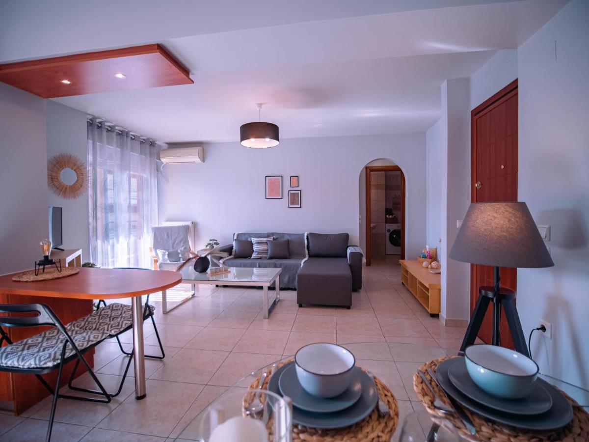 Urban Flat - Central Spot Apartments Volos Esterno foto